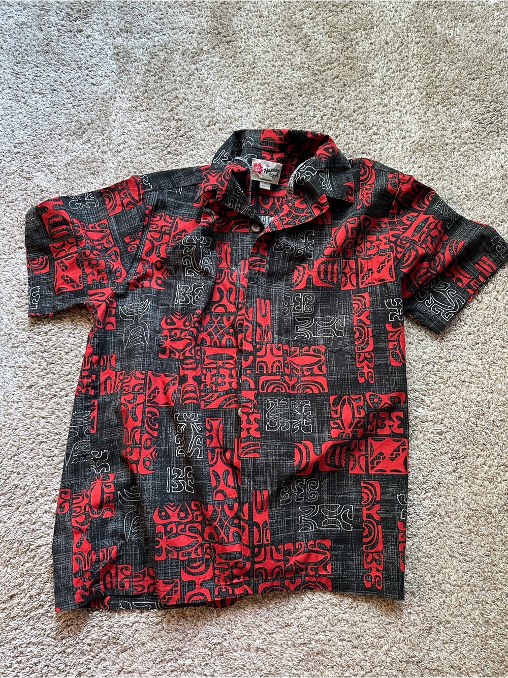 Hilo Hattie Red and Black Hawaiian Button-Down Shirt